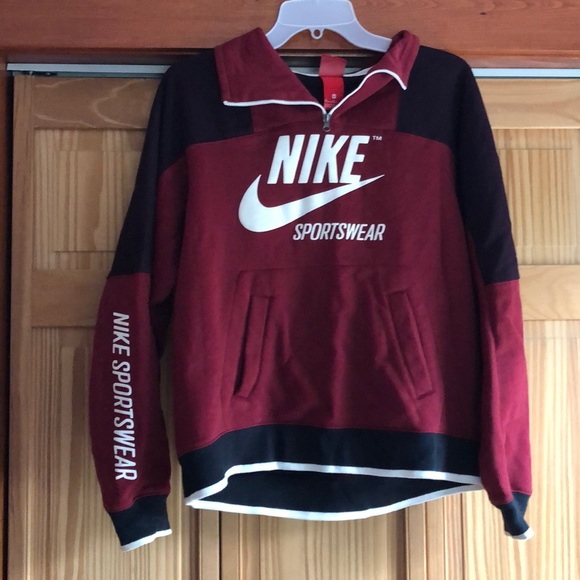Nike Tops - Nike quarter zip